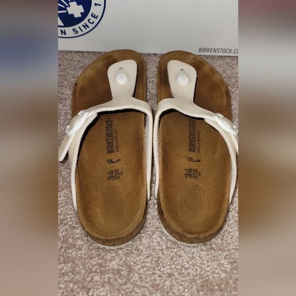 Kids Birkenstock Gizeh Sandal Size 34 - Picture 2 of 5